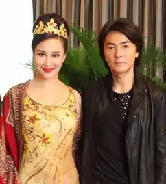 狂贴邓超陈伟霆,还共度4天4夜这个3国混血女演员,到底什么鬼....