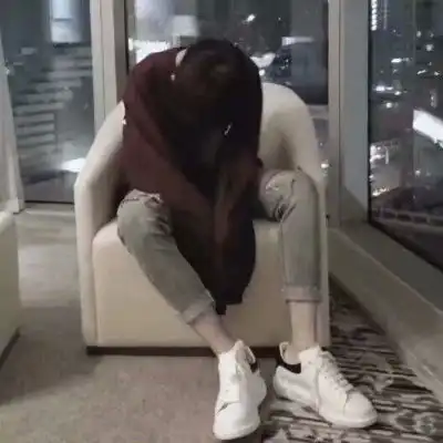 林鹤居颓废夜晚暗黑男神男生头像