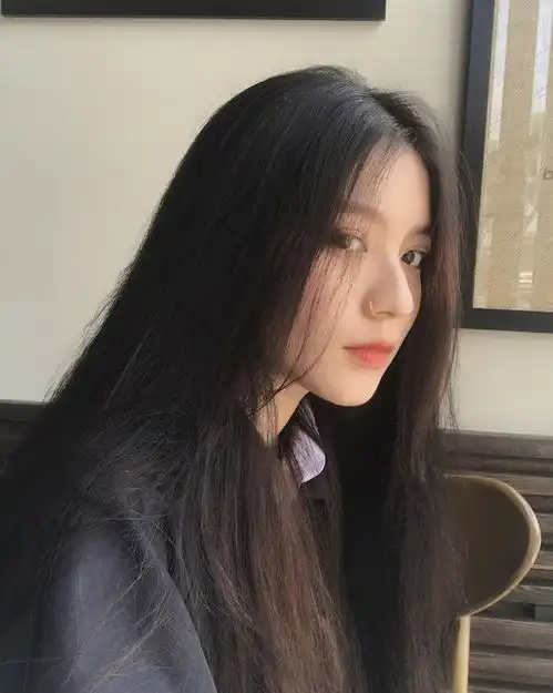 神似很多美少女的美少女,零零后越南美女,凭一张侧颜照疯狂吸粉