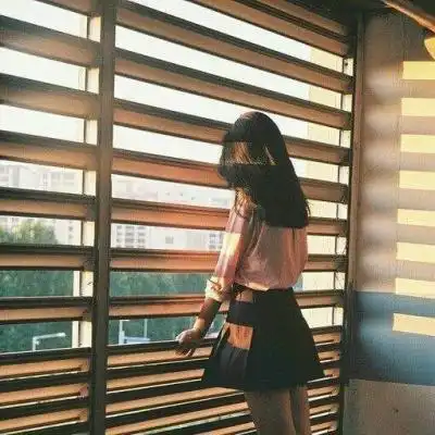成人的世界很无奈,哪儿有那么多的岁月静好