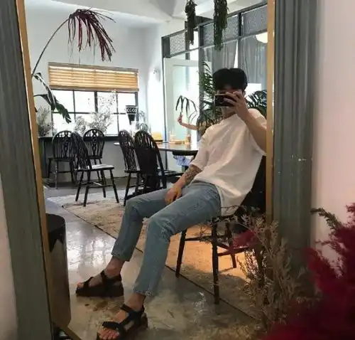 159cm短发女生学生期搭配