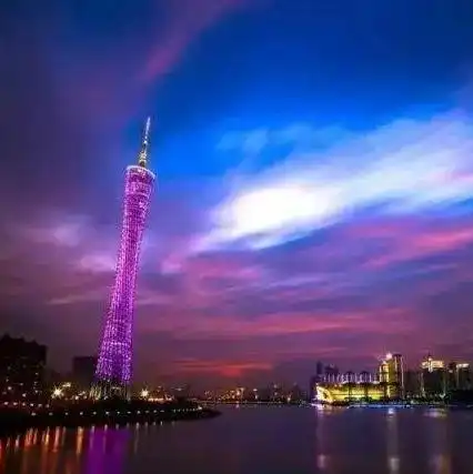 还在想元旦跨年小蛮腰不约