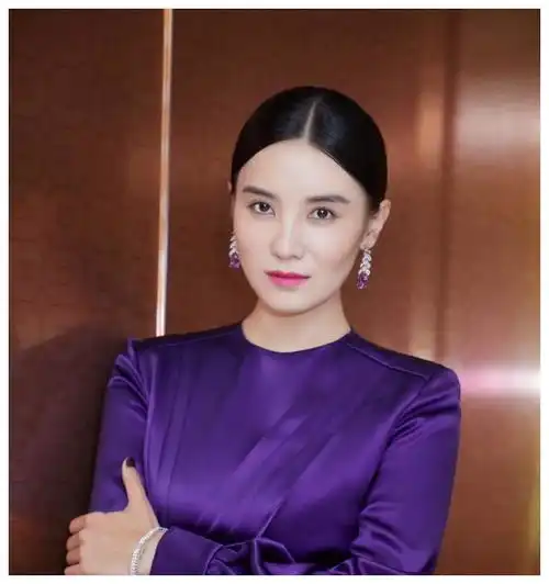 岁月不败美人,有的人越是成熟,越是美丽和气质
