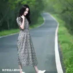 不论什么季节都少不了碎花连衣裙,清新温柔,还你一个少女梦
