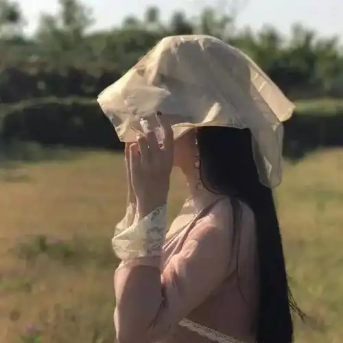 至尊版原宿风女生头像你如果视我为游戏,我就开个挂虐你