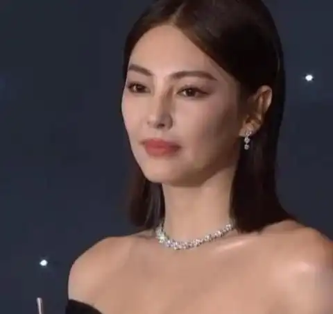 女人不一定要生得好看,一定要干的漂亮