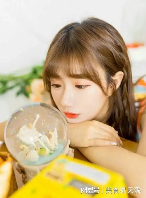 和刚加的女生聊天,三个幽默开场白,让她秒回你