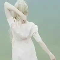 需求一个好看的女孩子用的qq空间头像...