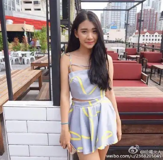 王思聪又换新女友铁打的林更新流水的小姐姐