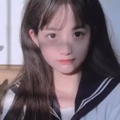 初中时期,女生脸上有这3个特征,多半是美人坯子,异性缘不会差
