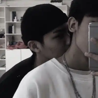 同性恋头像男生一对真人gay男男真人情侣头像