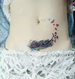 美女脱衣秀霸气纹身让人狂喷鼻血