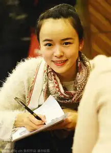 郑州海航招聘会火爆小清新美女云集