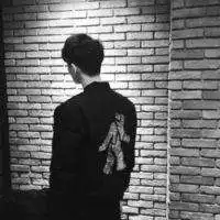 孤独头像男生黑白微信头像图片大全