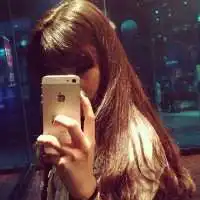 拿手机拍照的女生头像微信头像图片大全