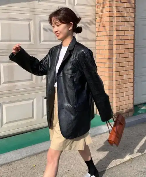 别穿过时的衣服了试试这些潮流单品,时髦气质又好看