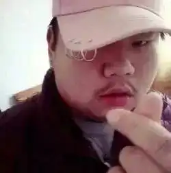 广西一男子偷200套女性内衣,放在床头更变态的在