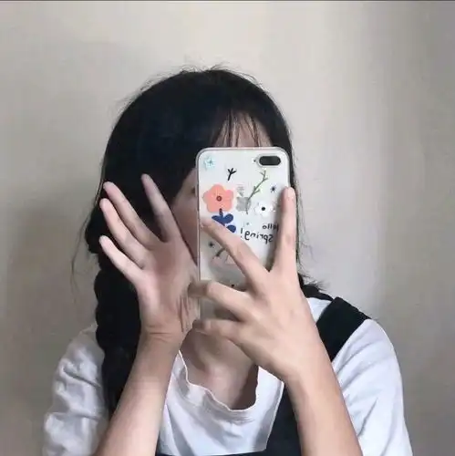 性感高颜值御姐范女头气质可爱女生qq头像