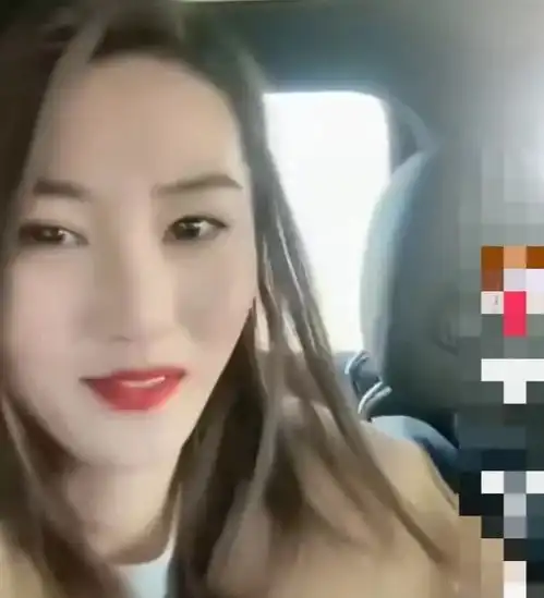奉子成婚朱小伟女友现身,大衣哥送豪华彩礼,网友又是心机女