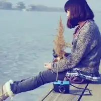 谁能给我一张女生的30k的头像,要好看一点的