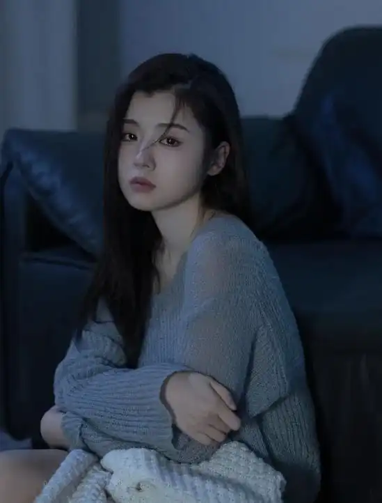 男人到了中年,千万别碰这三种女人,再漂亮再喜欢也别碰