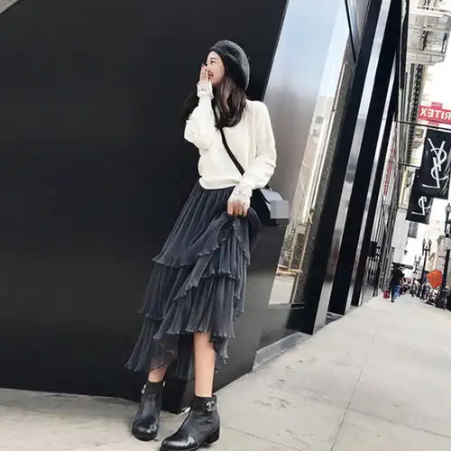 女人再美,聚会别穿大棉袄瞧瞧下面女人穿上下装,谁都忍不住夸你