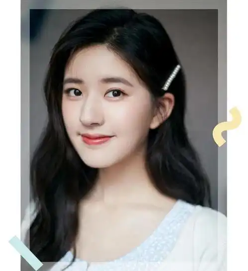 三公主赵露思真会穿,普通单品穿出甜美气息,普通女孩也能学