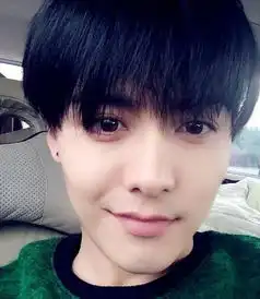 男星磨皮自拍集合张翰型男变娘马天宇被指做作