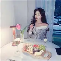 清新漂亮女生头像ins风的可爱女生