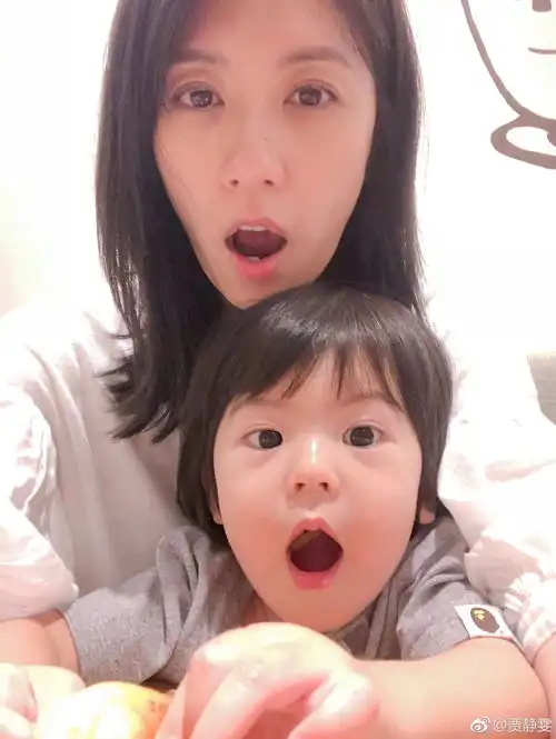 贾静雯的年龄是画上休止符了吗满脸胶原蛋白惹人羡慕