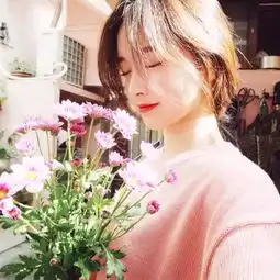 唯美小清新女生头像有些人别看他表面风风光光的,背地里吃辣椒能流一手油