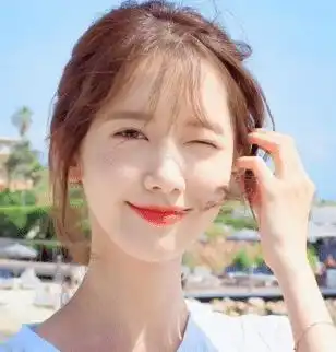 她是韩国公认顶级美人鹿晗都称其为理想型,今29岁仍似少女