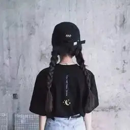 长发头像背影唯美女生图片大全想和你游四方赏晴雨的风光