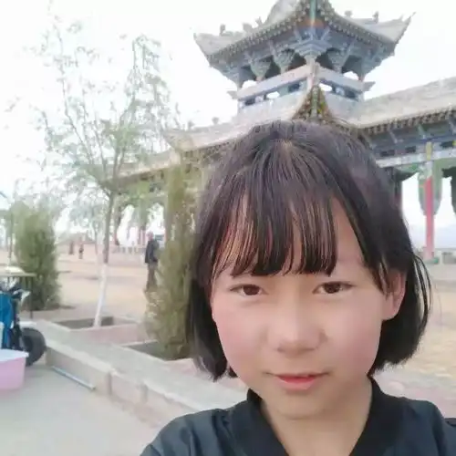 西宁两女孩离家出走,家人心急如焚