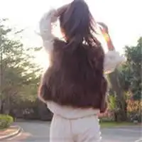 有些爱是时间带不走的寂寞甜美的女生头像