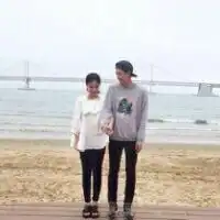 情侣头像水下唯美小清新情侣头像只要你主动我们就会有故事