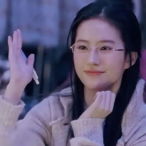 头像神仙姐姐的颜值暴击刘亦菲