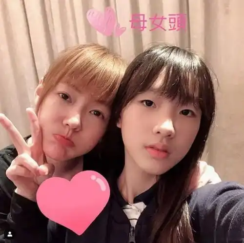 小s13岁大女儿想出道,颜值是硬伤,小s只能假装默默支持