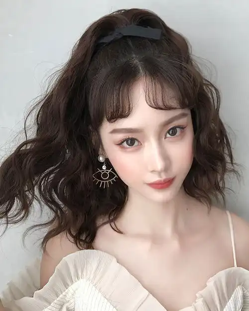 女生假发怎么扎马尾时尚