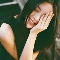 qq头像杂图女生