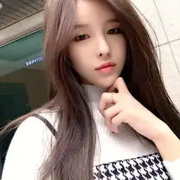 最火美女主播私照雪肤大眼惹人怜