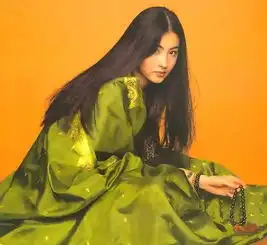 董洁王菲刘亦菲桂纶镁赵薇女星学生时代素颜比谁清纯