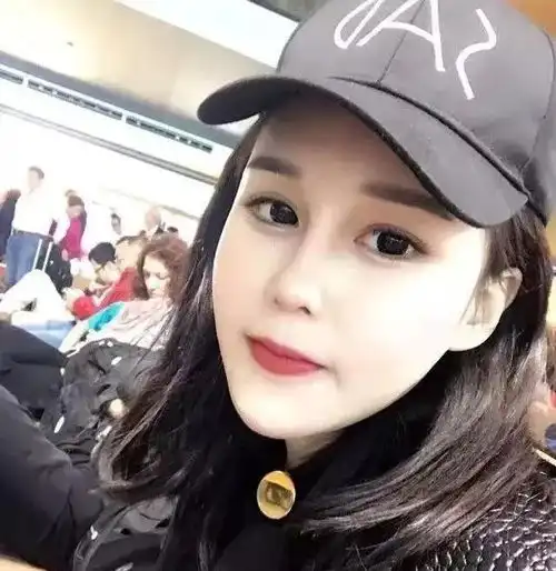赵本山女儿直播口无遮拦,自曝私人飞机真实花销,难怪被指情商低