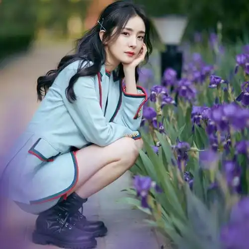 发型真的很重要,就算是带货女王杨幂发型没对一样玩崩