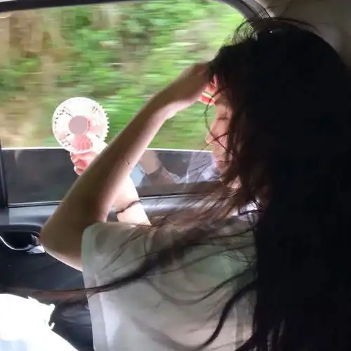 招桃花温柔小众真人女生头像291