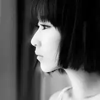 伤感图片女生蹲着微信头像图片大全