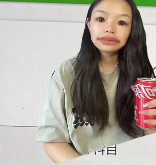 女生高考语文考142分,数学却只考了6分,网友好奇总分是多少