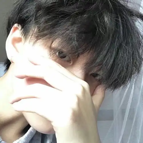 男生头像值得等待