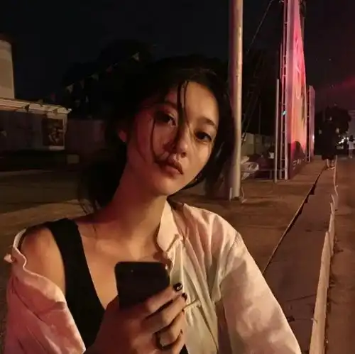 呆萌软妹vs性感御姐,哪种妹子更受直男欢迎