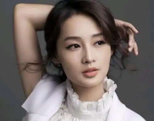 这三大星座,天生貌美如花,在学校可以轻松当校花